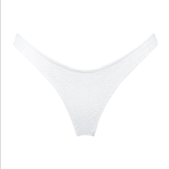 NOT SELLING ‼️ *LOOKING TO BUY* - Picture 2 of 2